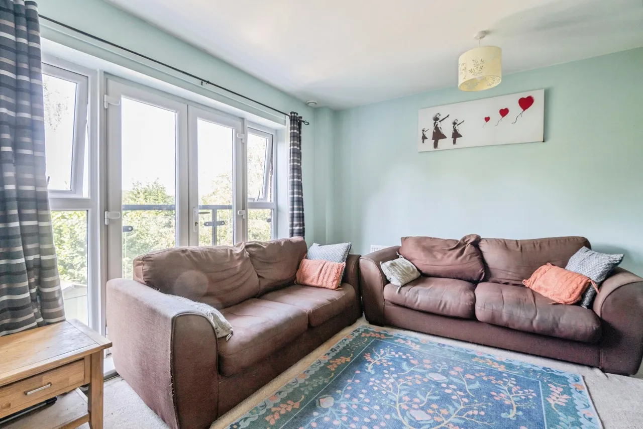 Dalmeny Way, Epsom, KT18, photo 6