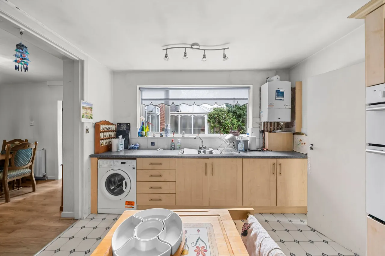 Greendale Crescent, Leigh, Leigh, WN7 2LQ, photo 6