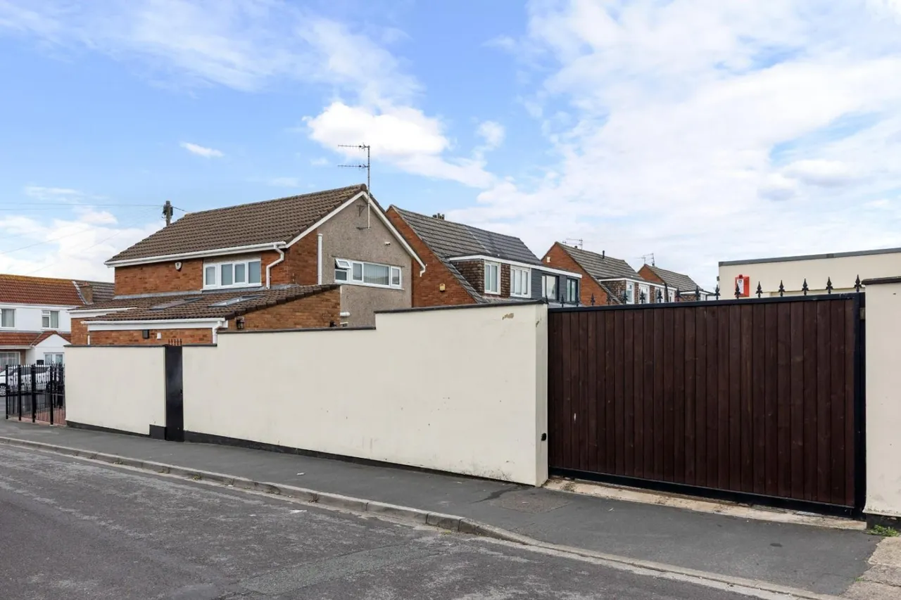Belland Drive, Bristol, BS14, photo 22
