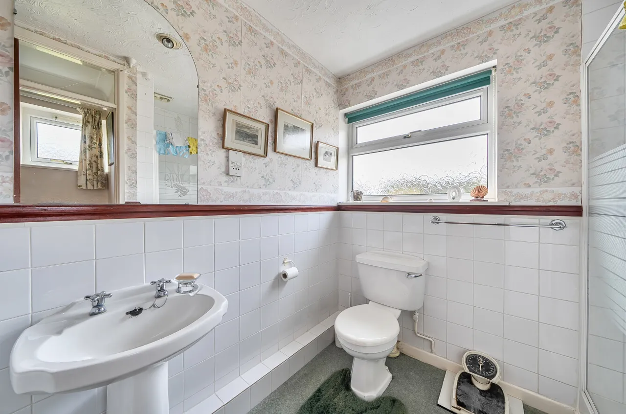 Love Lane, Bayford, Wincanton, Somerset, BA9 9NW, photo 9