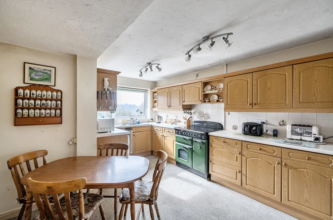 Love Lane, Bayford, Wincanton, Somerset, BA9 9NW, photo 3