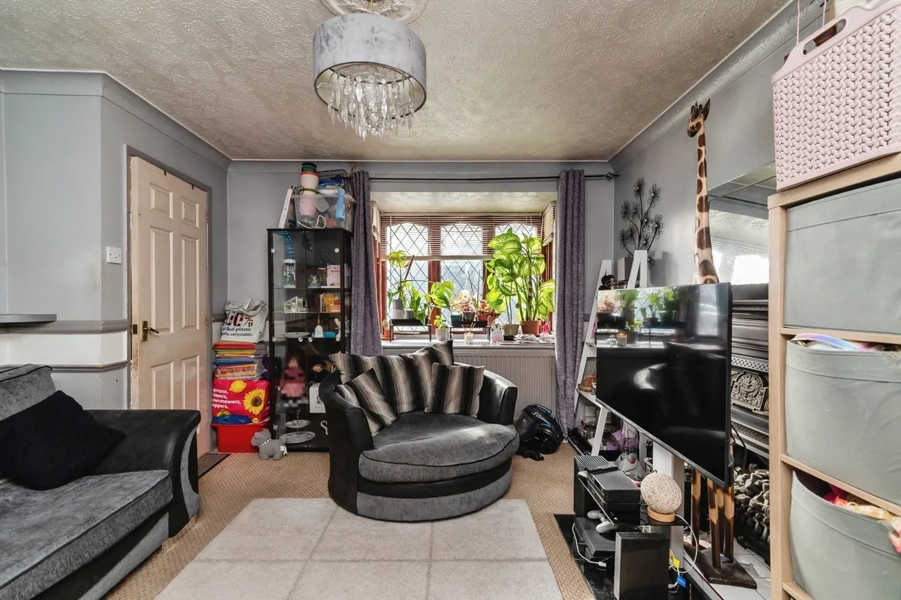 Gothic Close, Nottingham, Nottinghamshire, NG6, photo 5