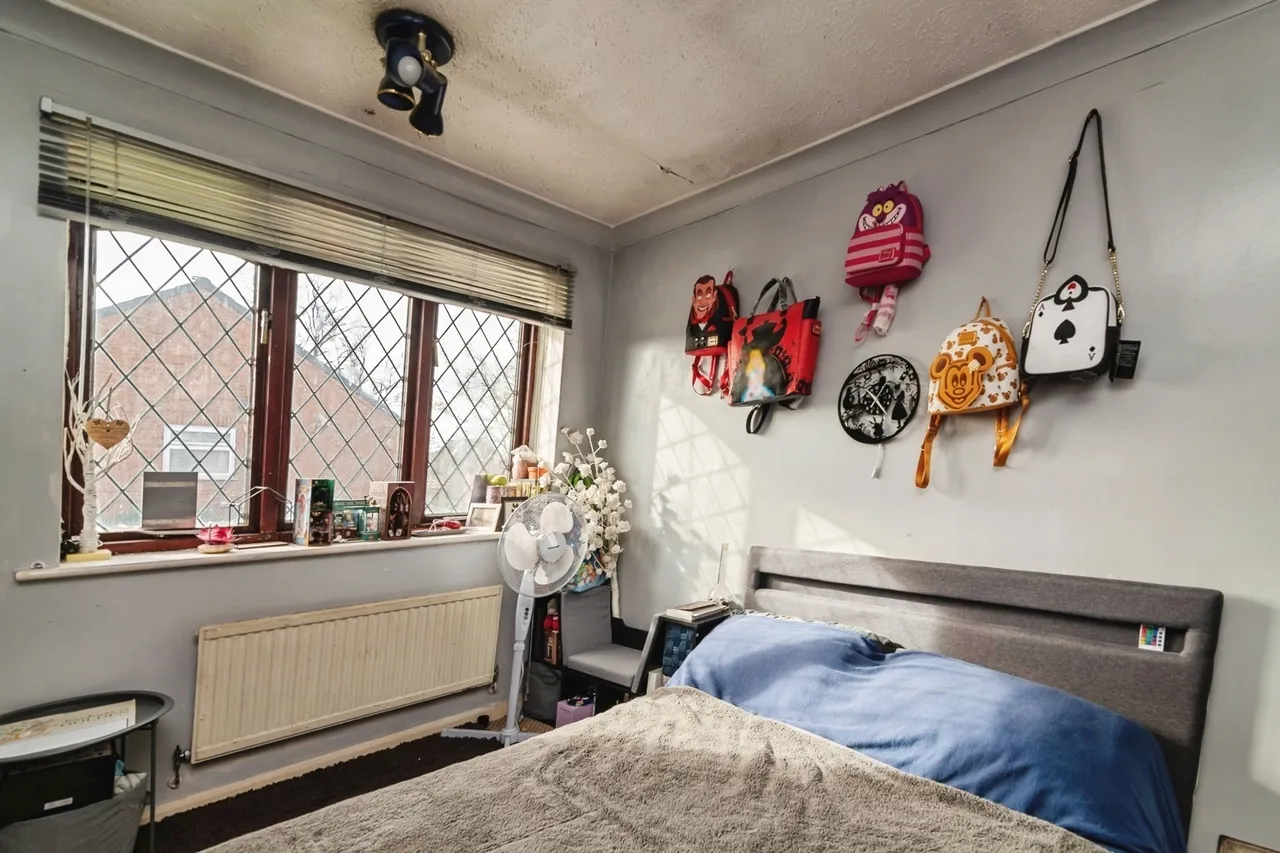 Gothic Close, Nottingham, Nottinghamshire, NG6, photo 10