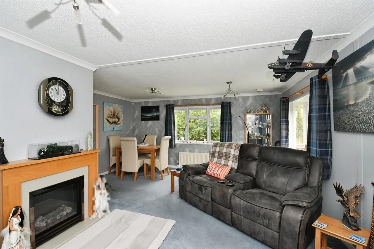 Riverbank Close, Dogdyke, LN4, photo 2
