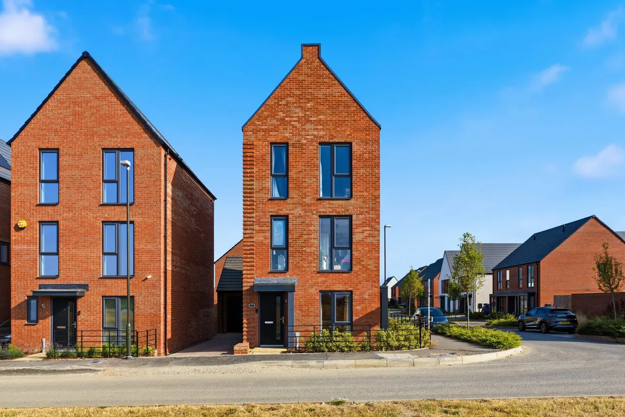 The Avenue, Chesterfield, S42, photo 28