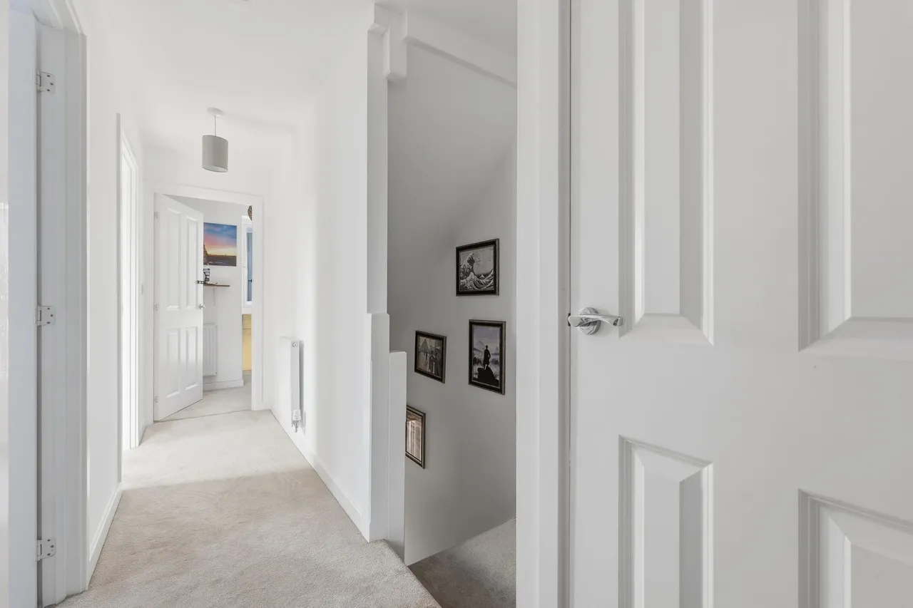 The Avenue, Chesterfield, S42, photo 21