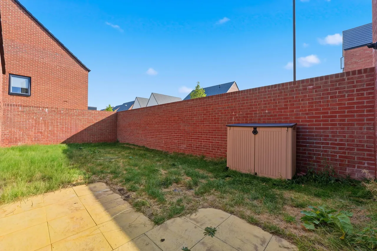 The Avenue, Chesterfield, S42, photo 24