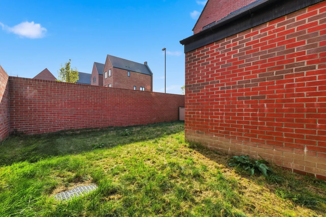 The Avenue, Chesterfield, S42, photo 10
