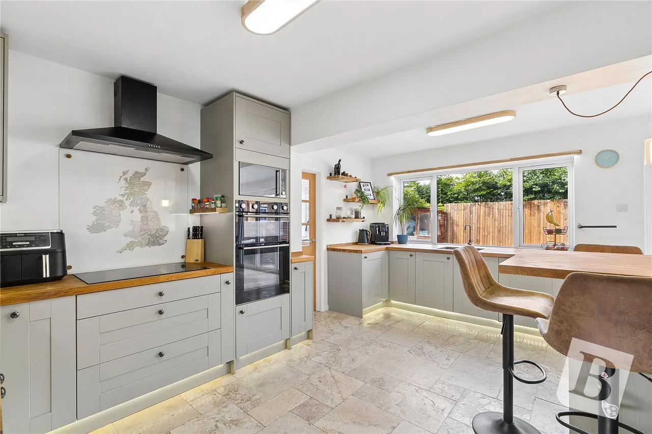 Regency Close, Wickford, Essex, SS11, photo 3