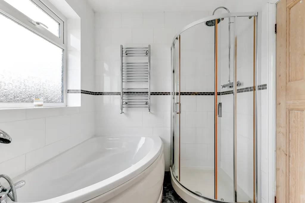 Egmont Road, London, KT3, photo 11