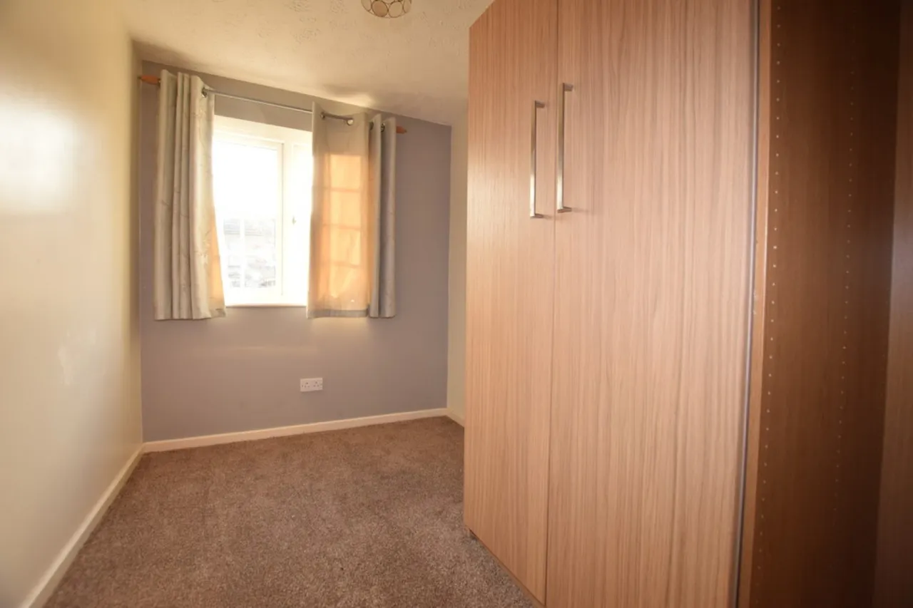 Greenhead Court, Huddersfield, HD1, photo 7