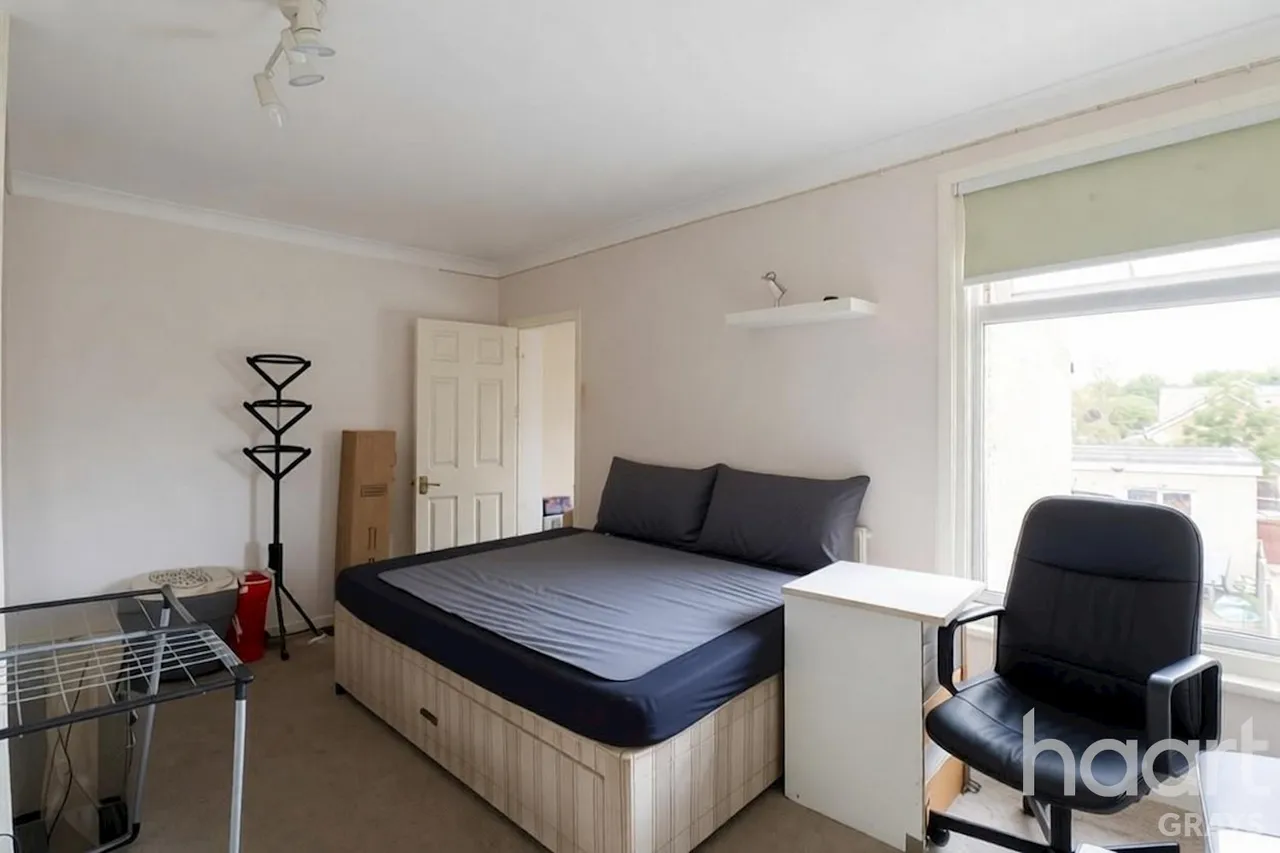 Prospect Place, Grays, RM17, photo 12