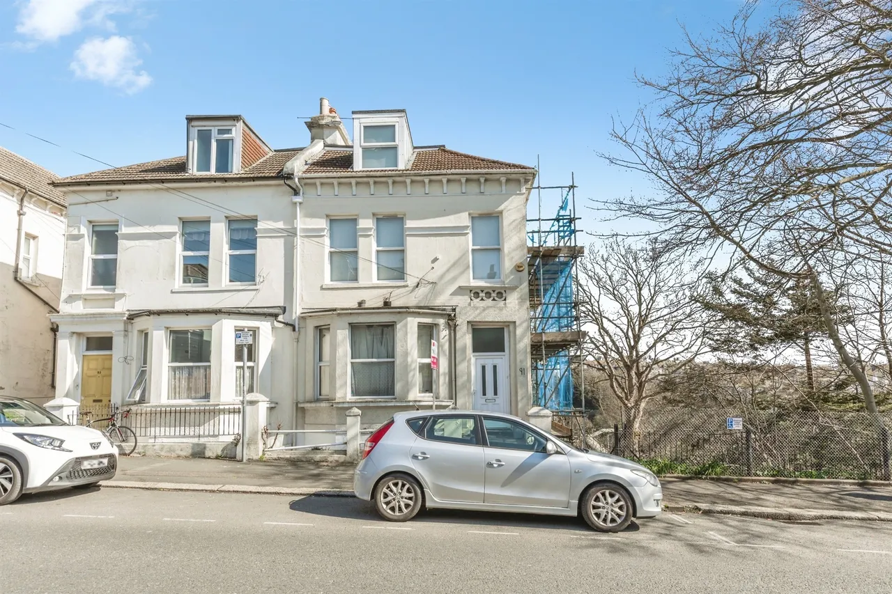 London Road, St. Leonards-On-Sea, photo 10
