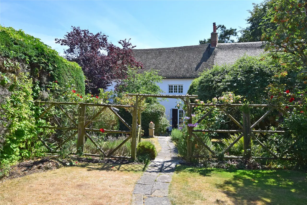 Elm Farm Lane, Colyford, Colyton, Devon, EX24 6QS, photo 3
