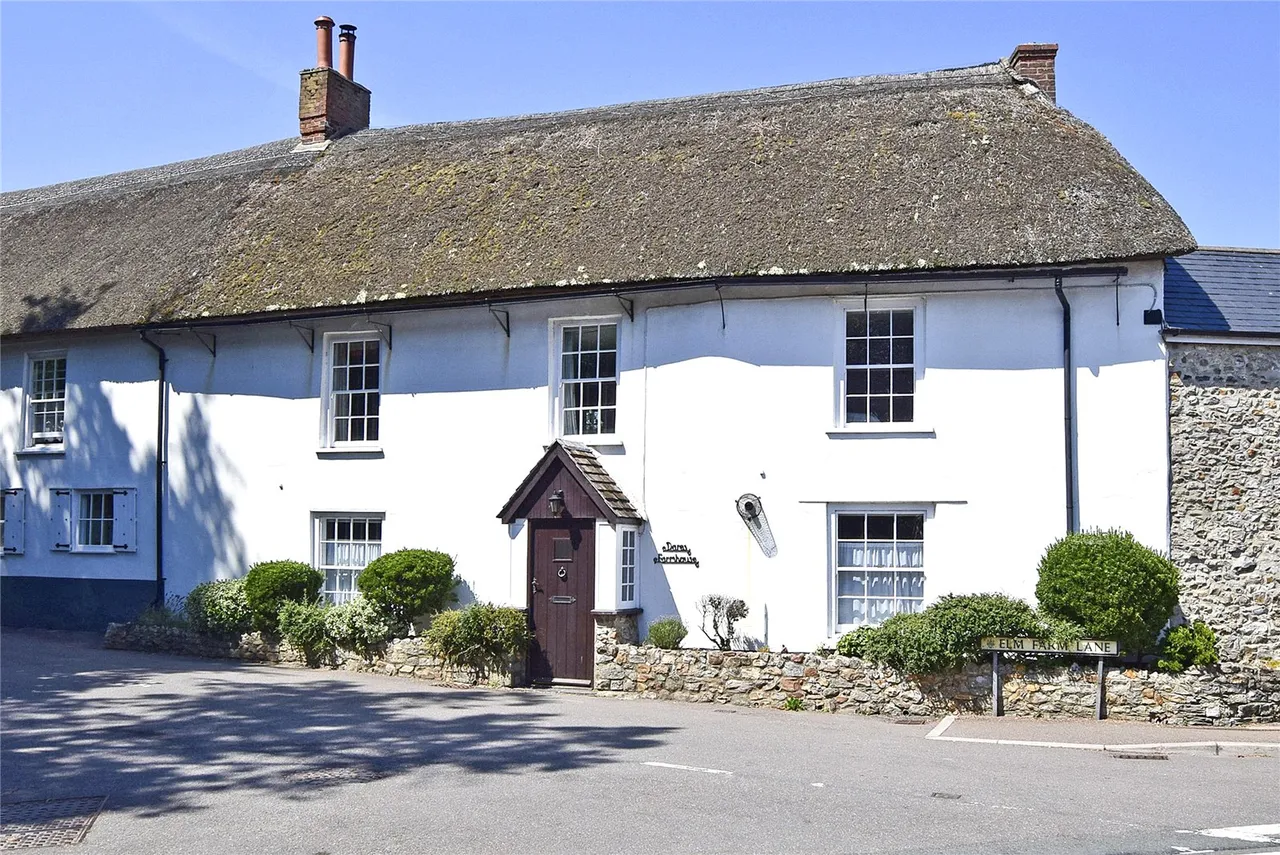 3 bed house for sale — Elm Farm Lane, Colyford, Colyton, Devon, EX24 6QS