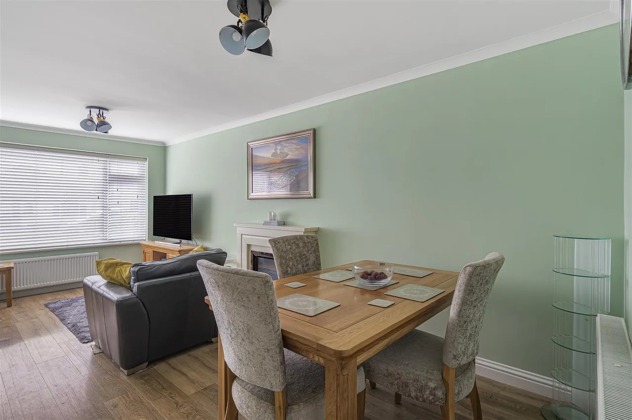 Horsham Avenue, Peacehaven, photo 17