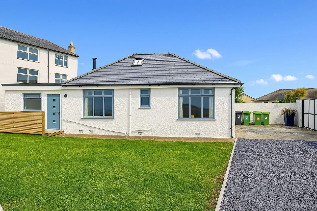 2 bed house for sale, The Rise, Trearddur Bay, LL65