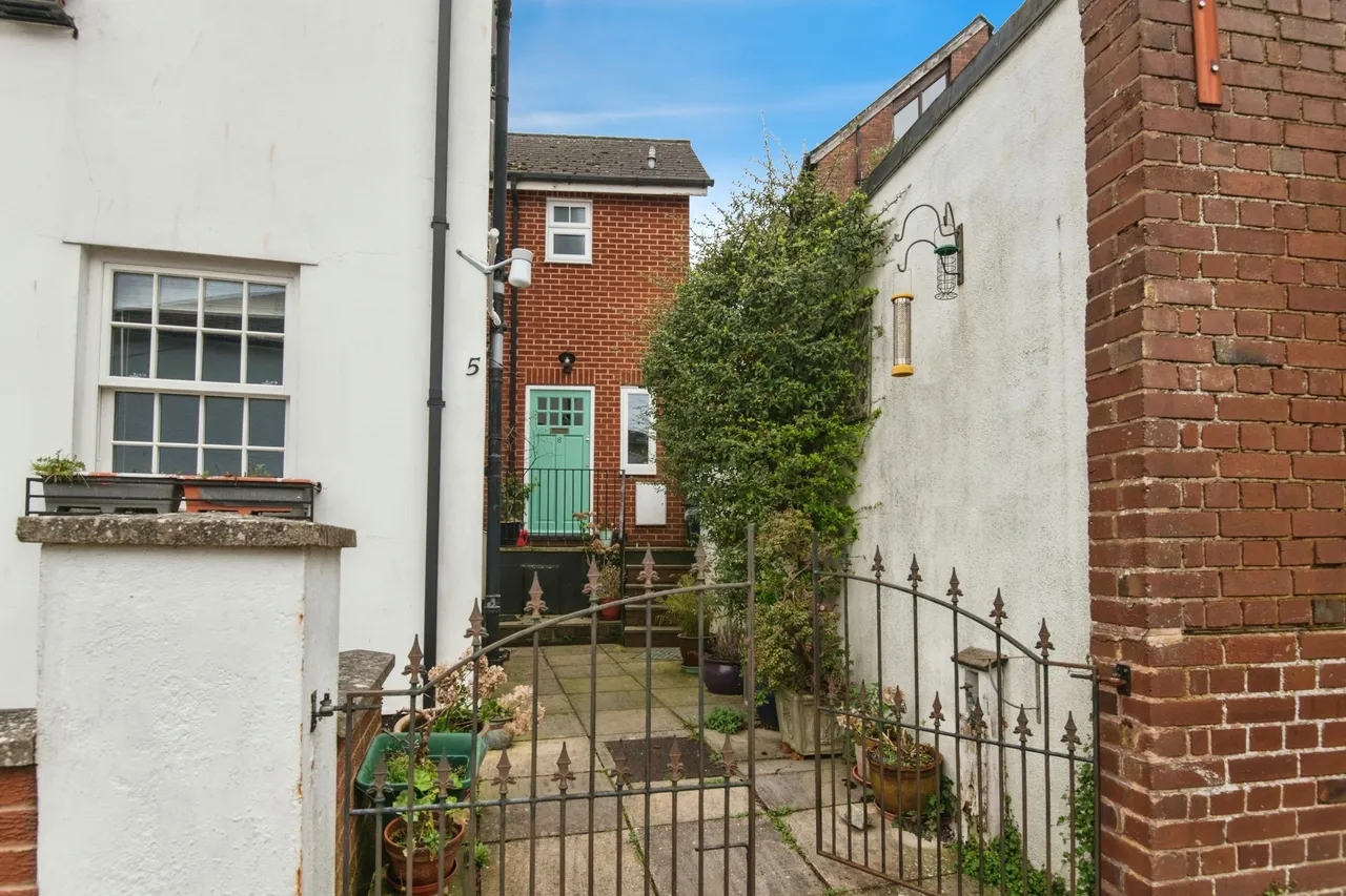 Stepcote Hill, City Centre, photo 3