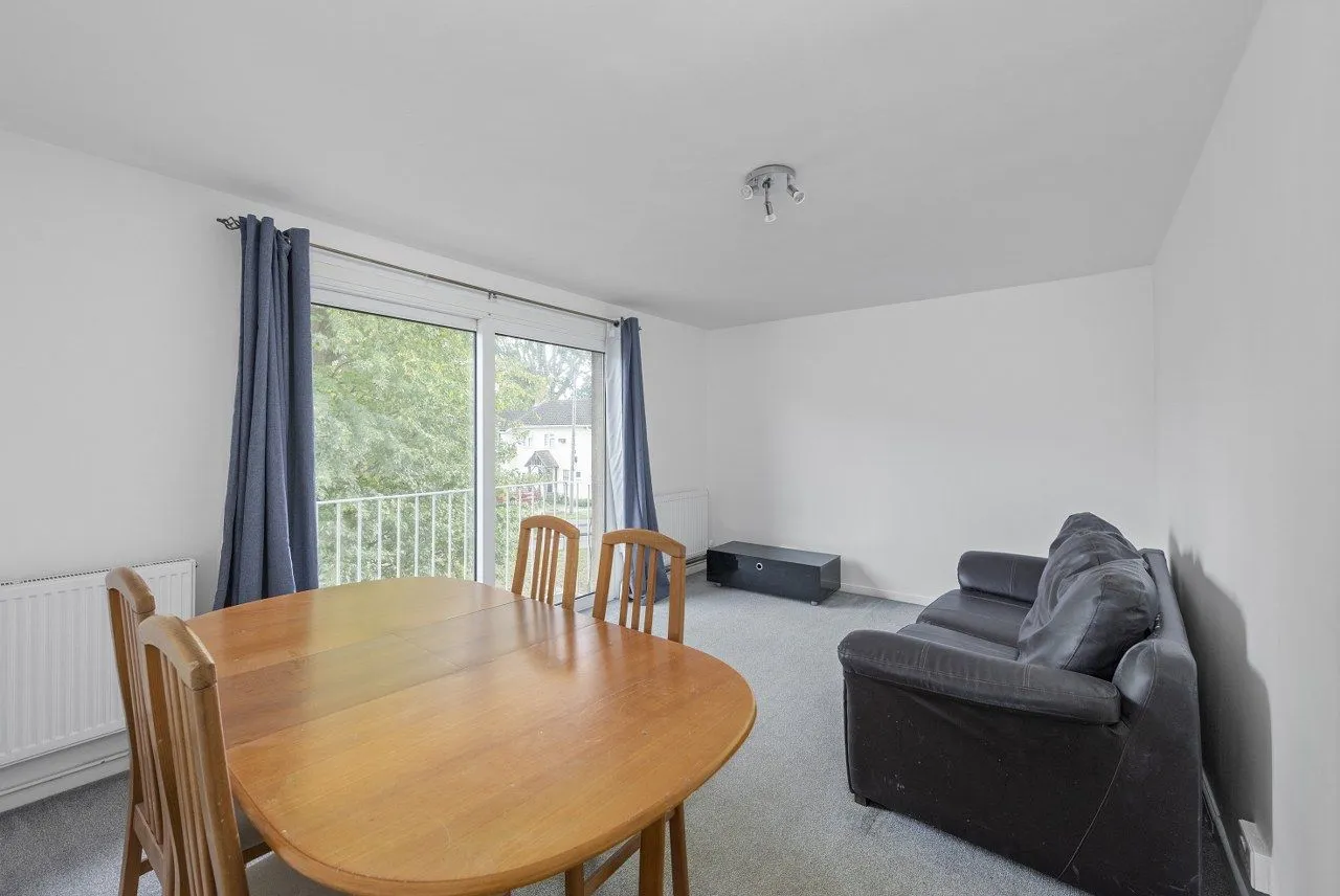Oak Way, Crawley, RH10, photo 16