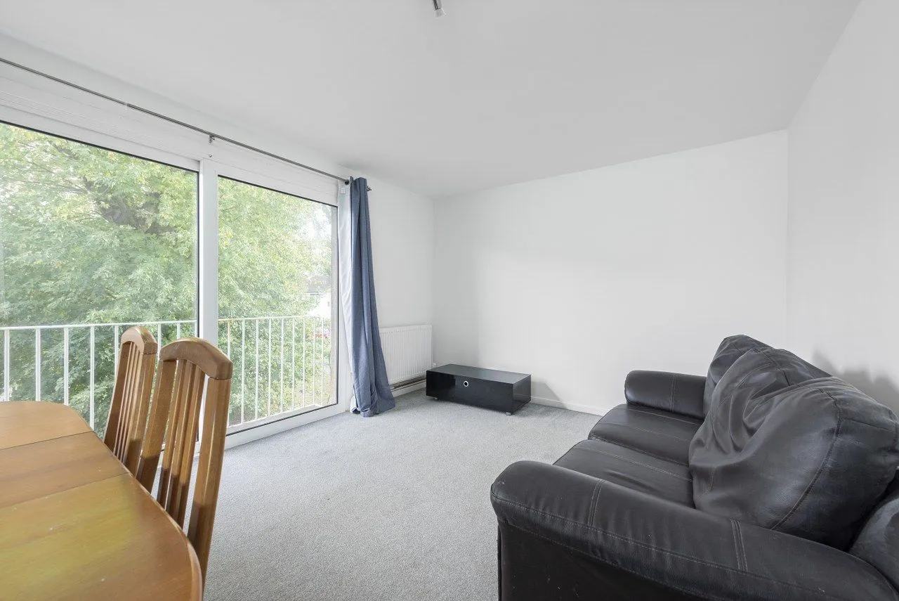 Oak Way, Crawley, RH10, photo 15