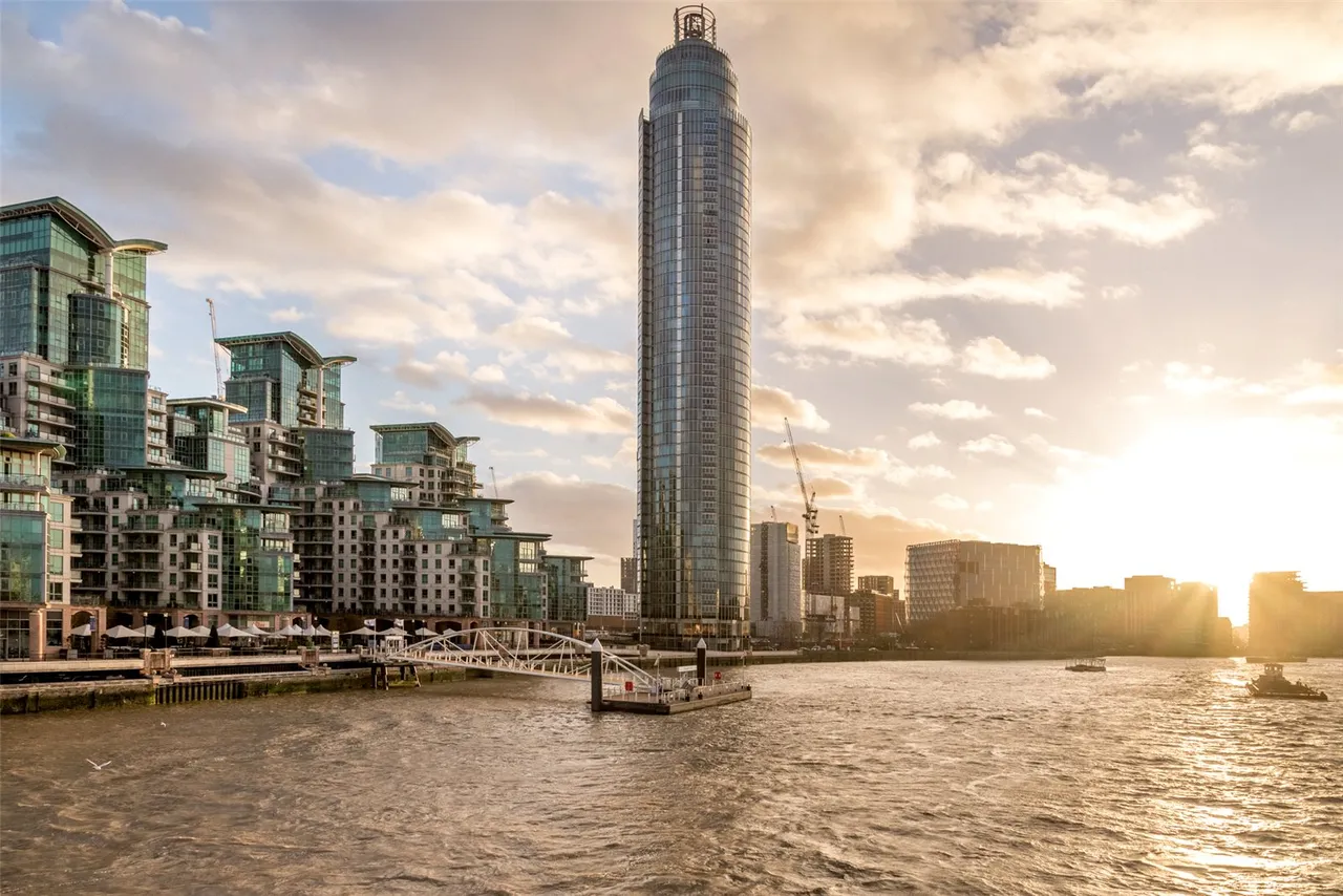 The Tower, St George Wharf, SW8, photo 13