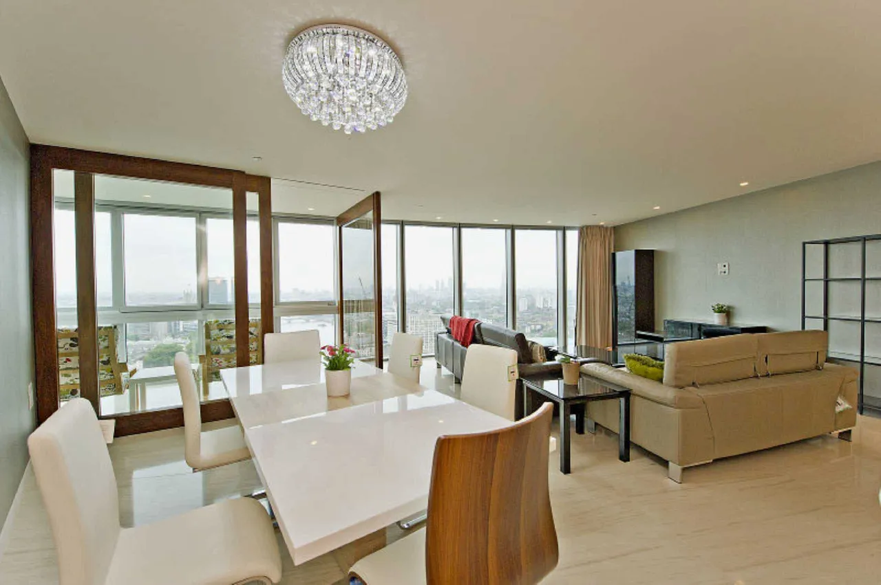 3 bed flat for sale, The Tower, St George Wharf, SW8