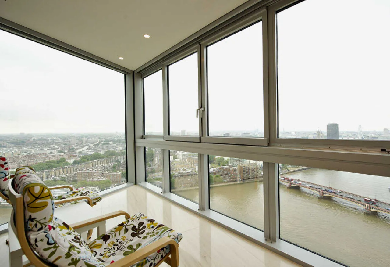 The Tower, St George Wharf, SW8, photo 3