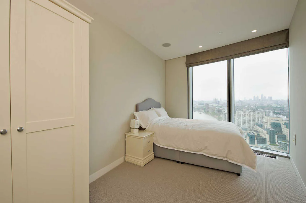 The Tower, St George Wharf, SW8, photo 7