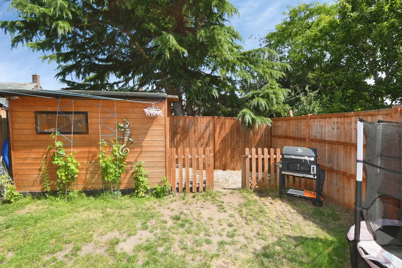 Hayside Avenue, Balderton, NG24, photo 4