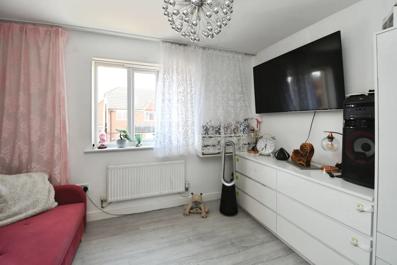 Hayside Avenue, Balderton, NG24, photo 13