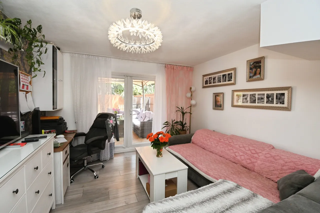 Hayside Avenue, Balderton, NG24, photo 5
