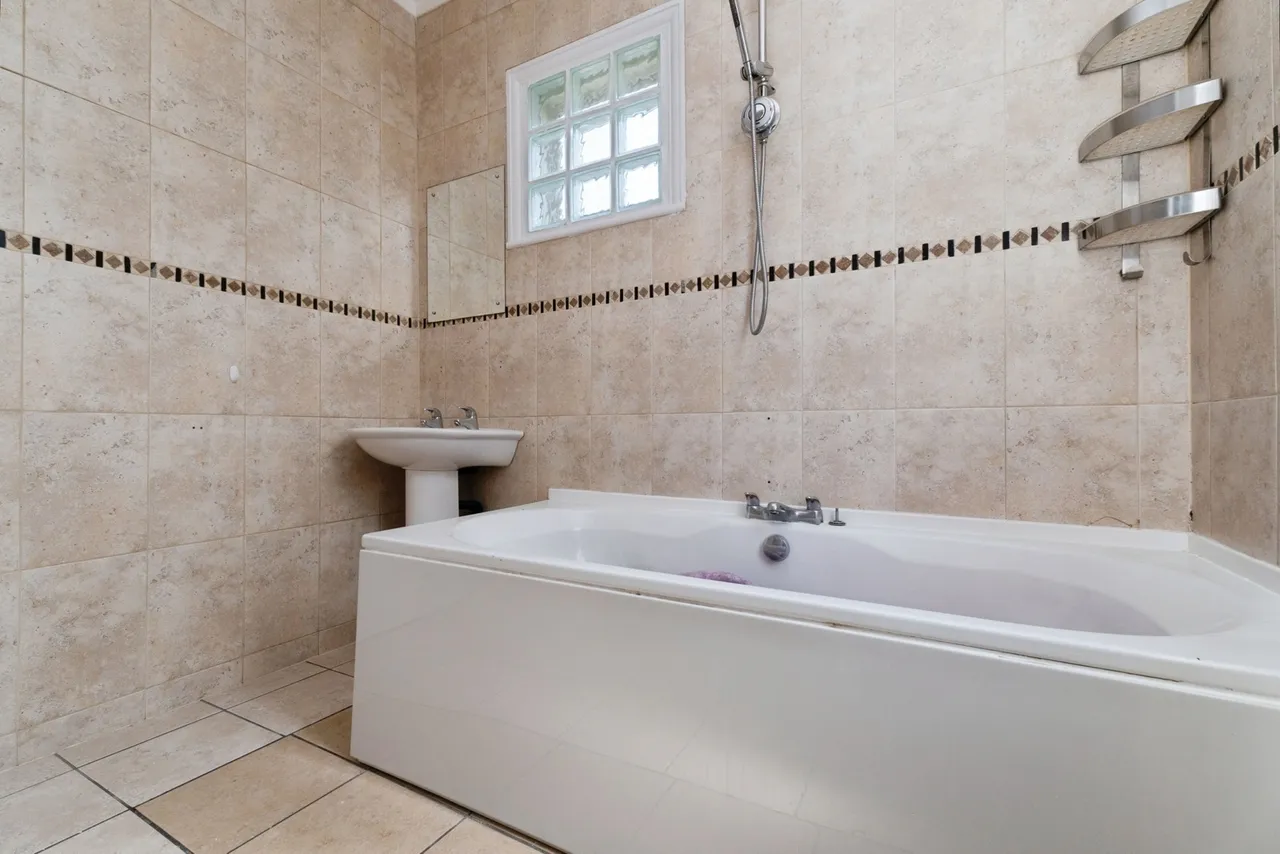 Godstone Road, Whyteleafe, Surrey, CR3, photo 8