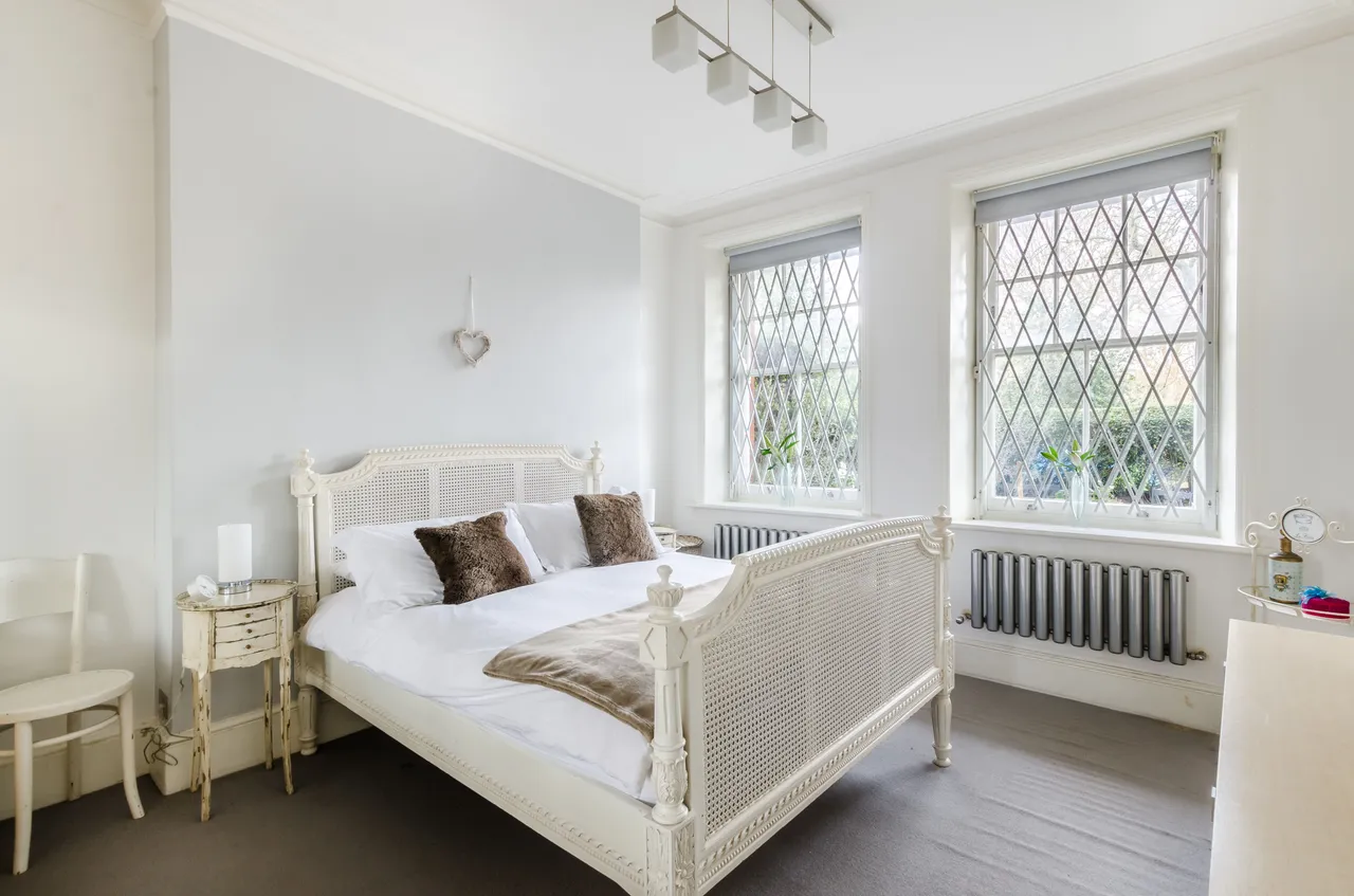 26 Primrose Mansions, Prince of Wales Drive, London, photo 2