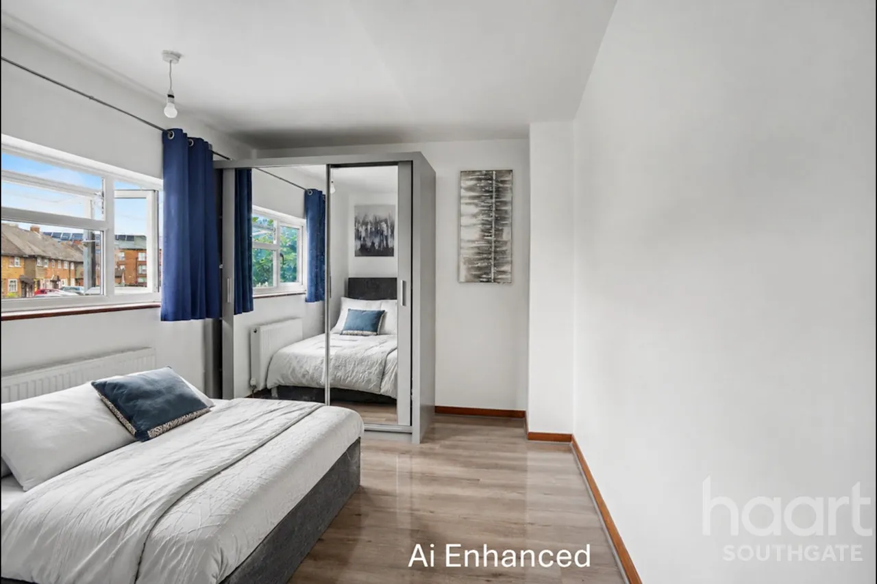 Tudor Crescent, London, EN2, photo 14