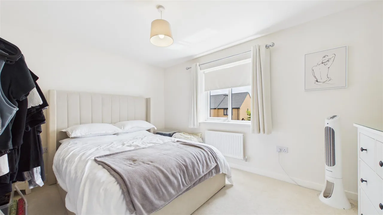 Noble Close, Gunthorpe, photo 8