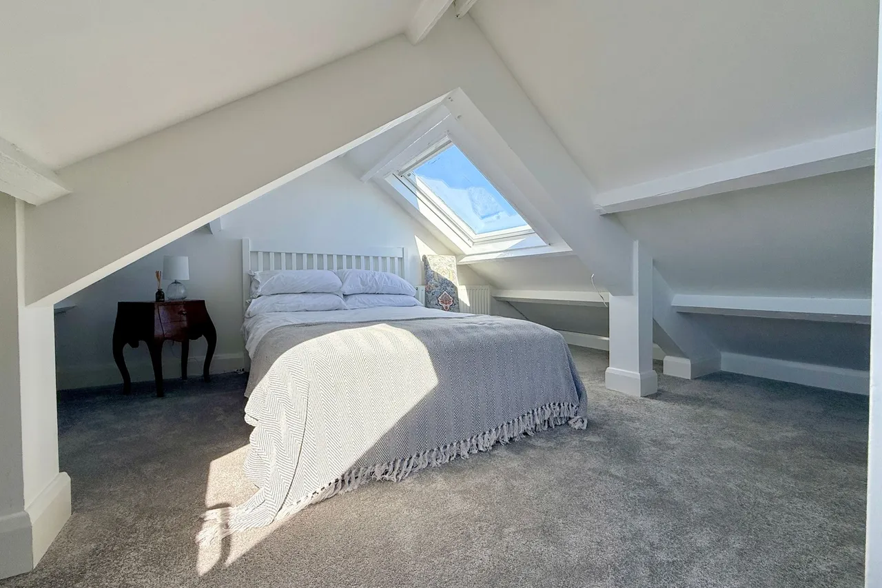 Tresillian Road, Falmouth, TR11, photo 17