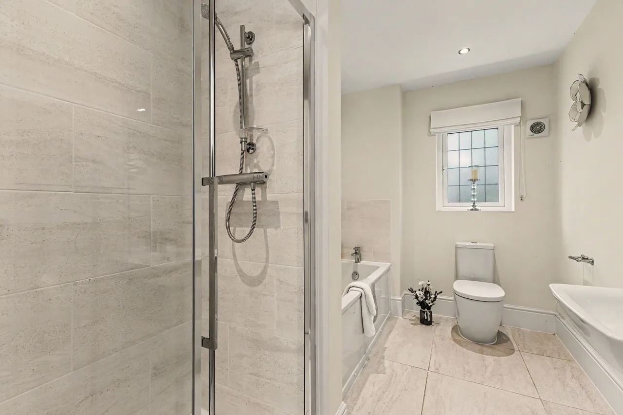 Lodge Park Drive, Evesham, WR11, photo 33