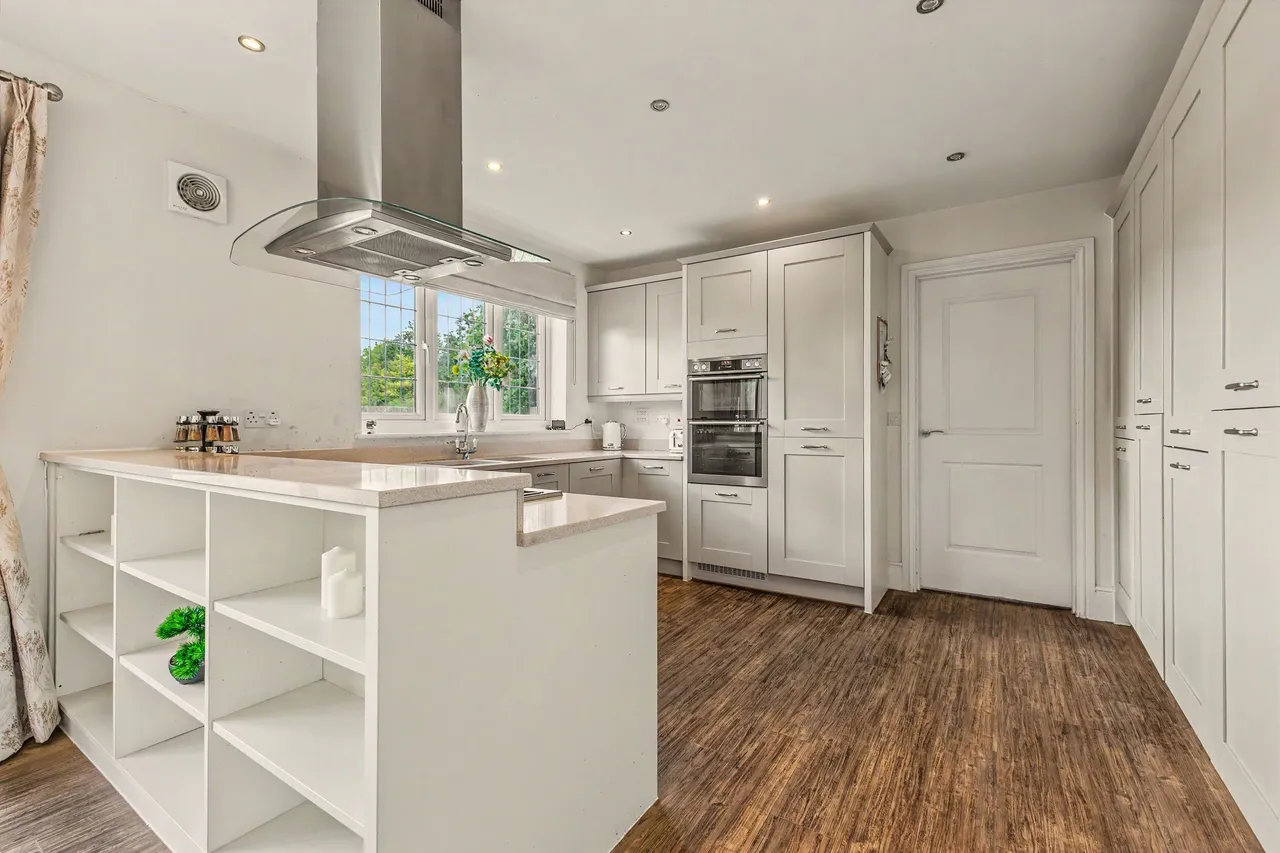 Lodge Park Drive, Evesham, WR11, photo 7