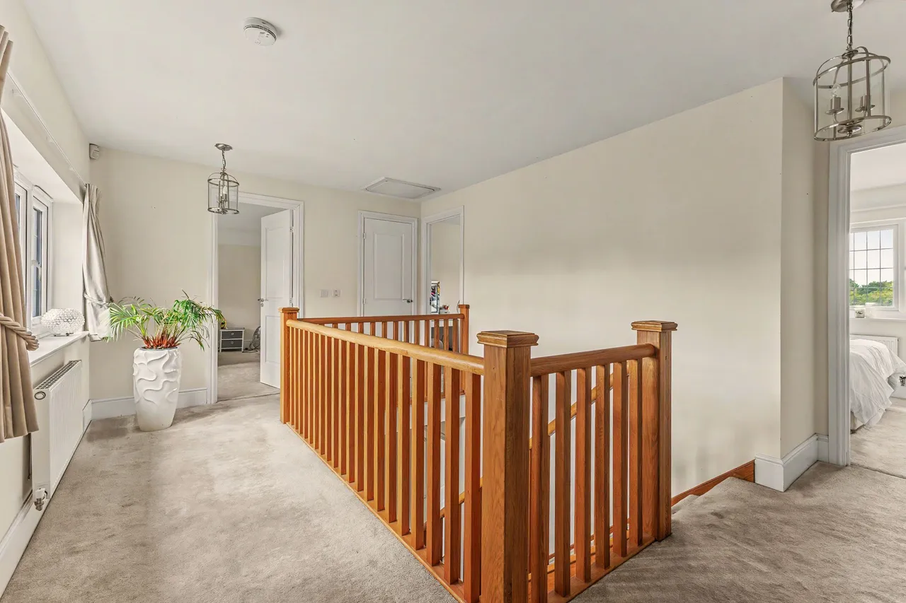 Lodge Park Drive, Evesham, WR11, photo 32