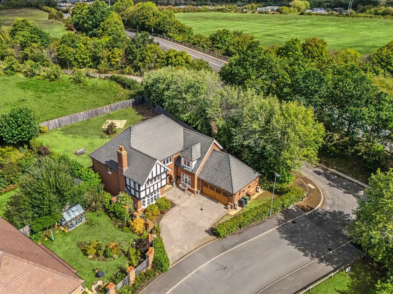 Lodge Park Drive, Evesham, WR11, photo 38