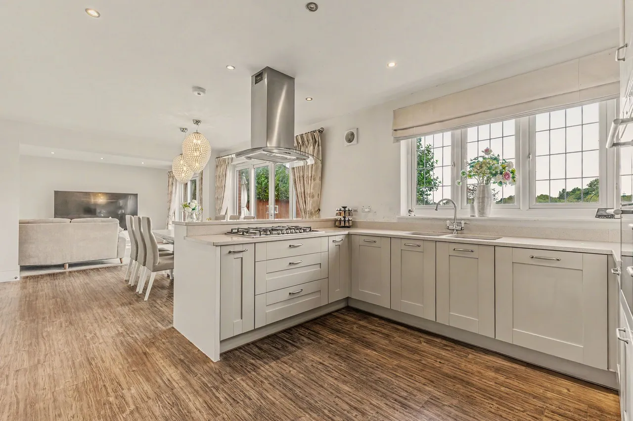 Lodge Park Drive, Evesham, WR11, photo 2