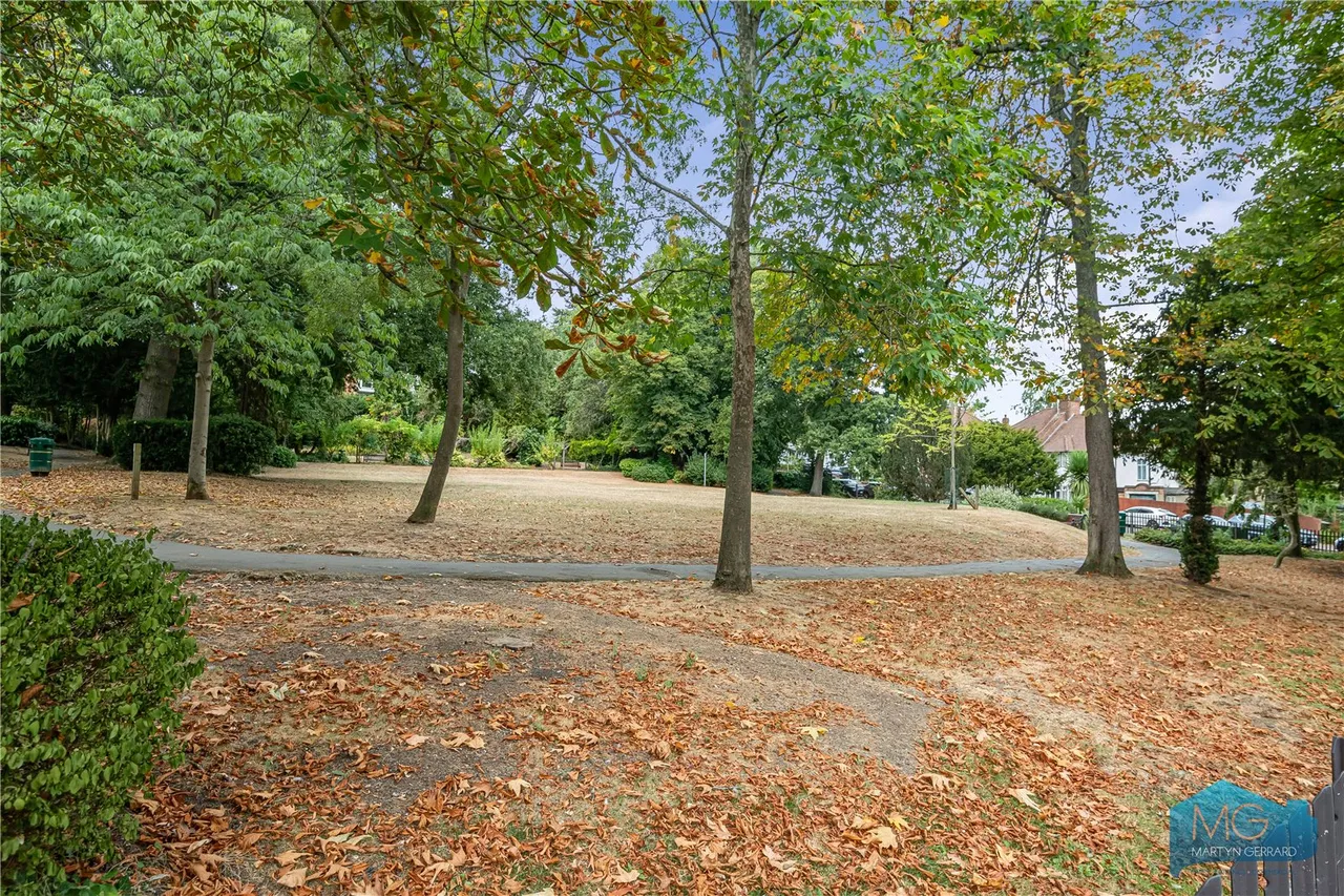 Leicester Road, Barnet, EN5, photo 26
