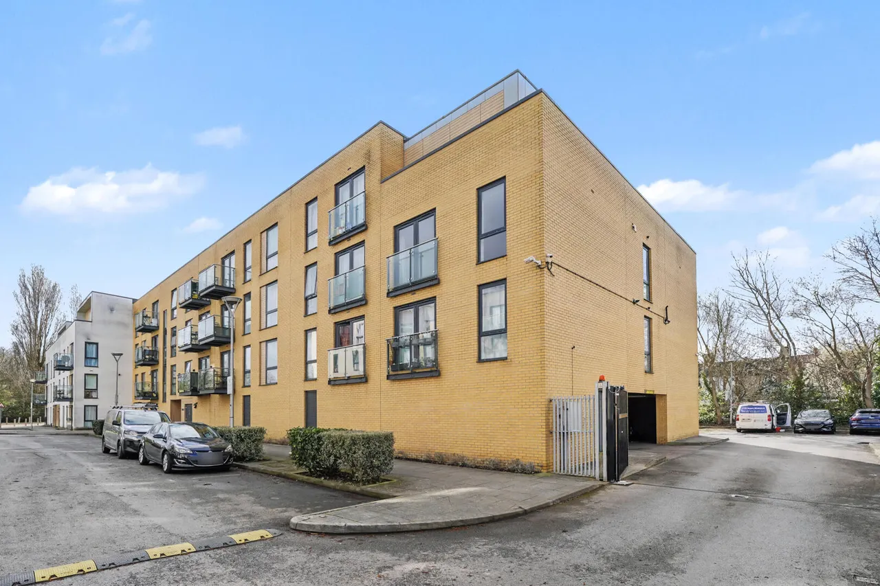 1 bed flat for sale, Velocity Way, Enfield, EN3