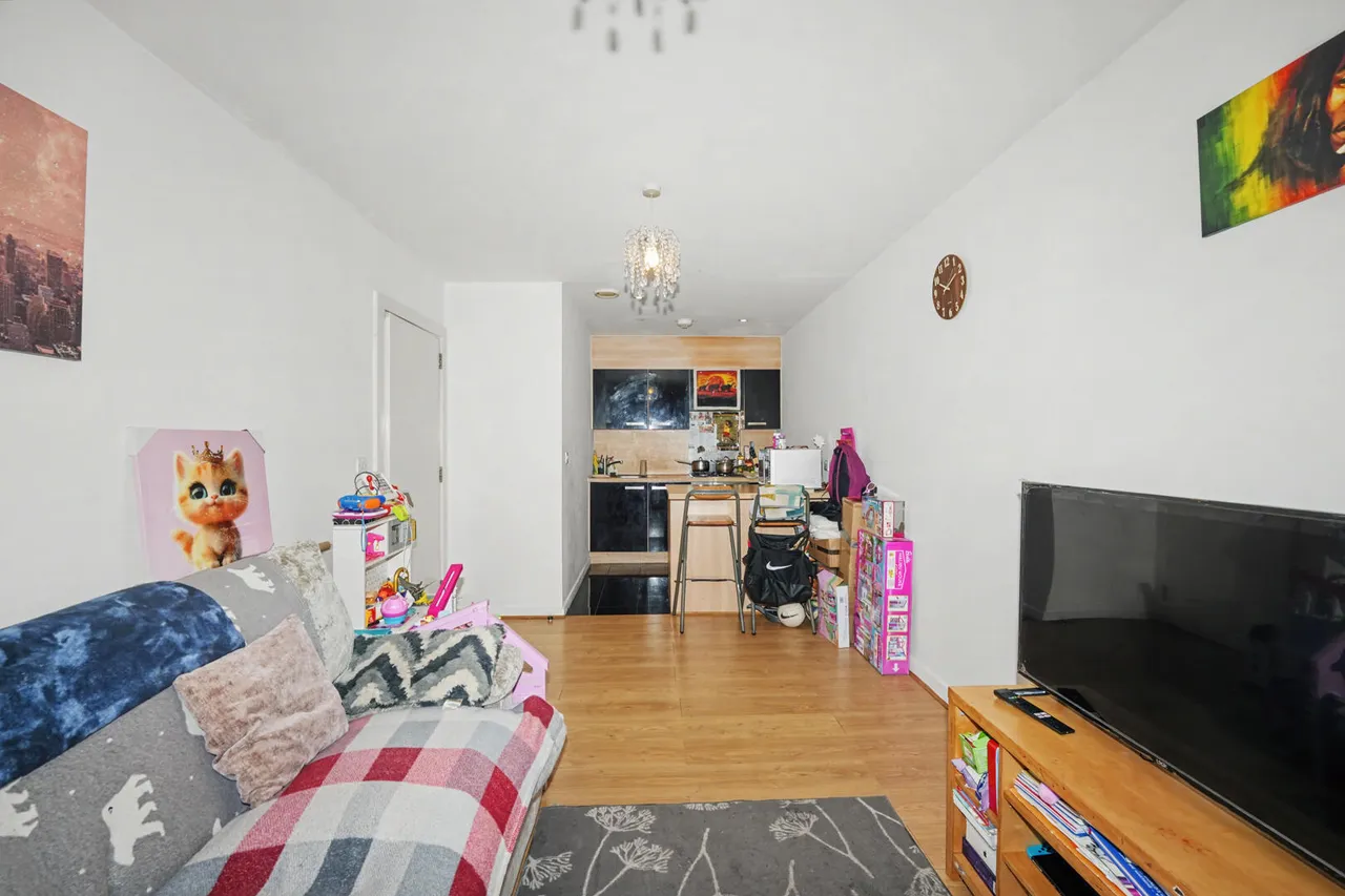 Velocity Way, Enfield, EN3, photo 3