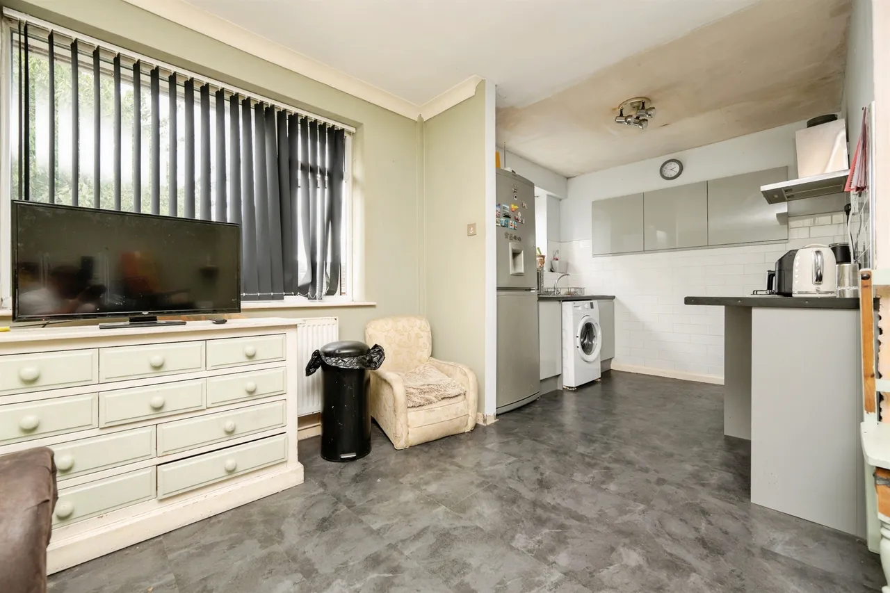 Vicarage Close, Birmingham, photo 6