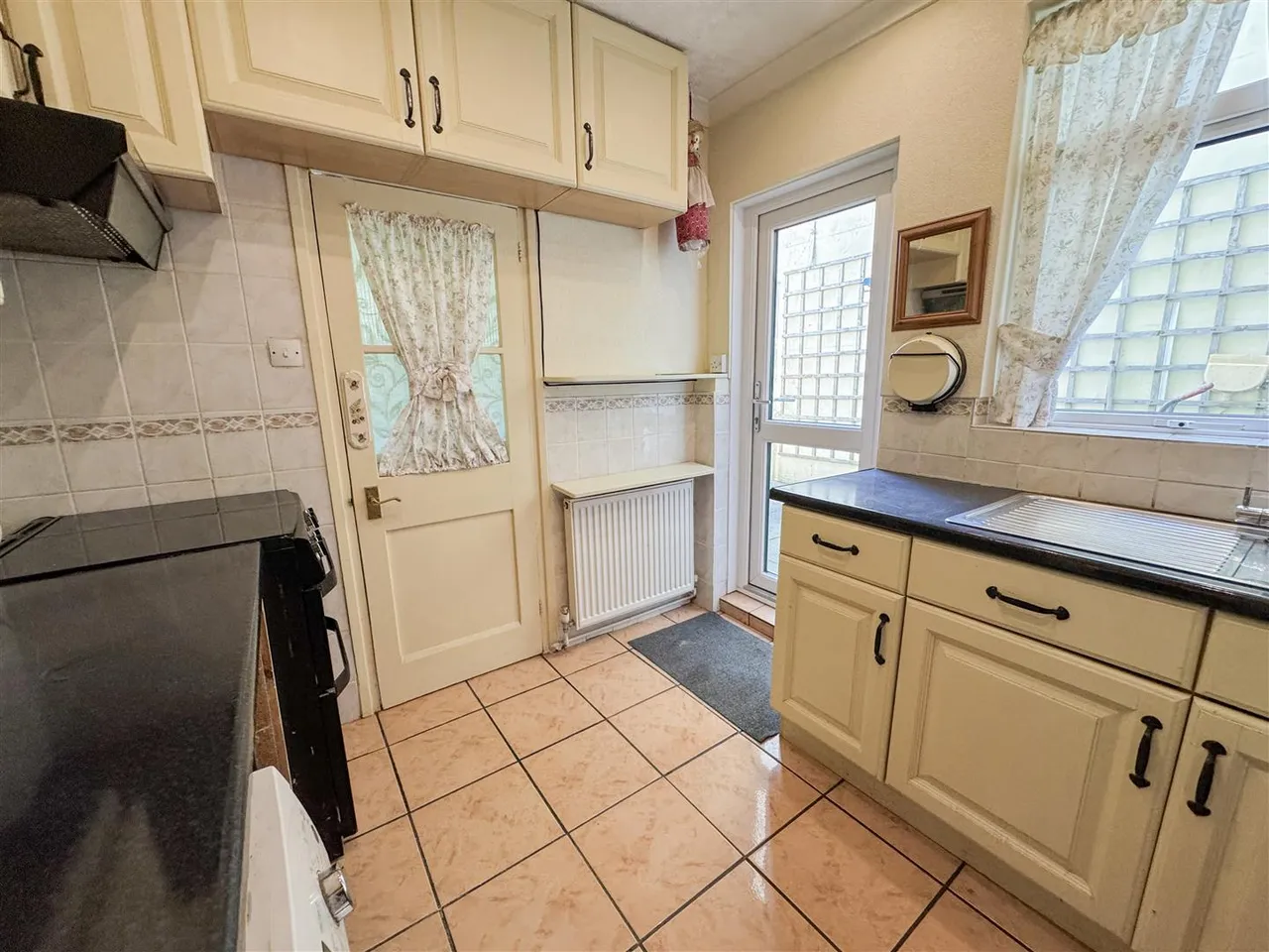 St. Thomas's Road, Hastings, TN34 3LQ, photo 5