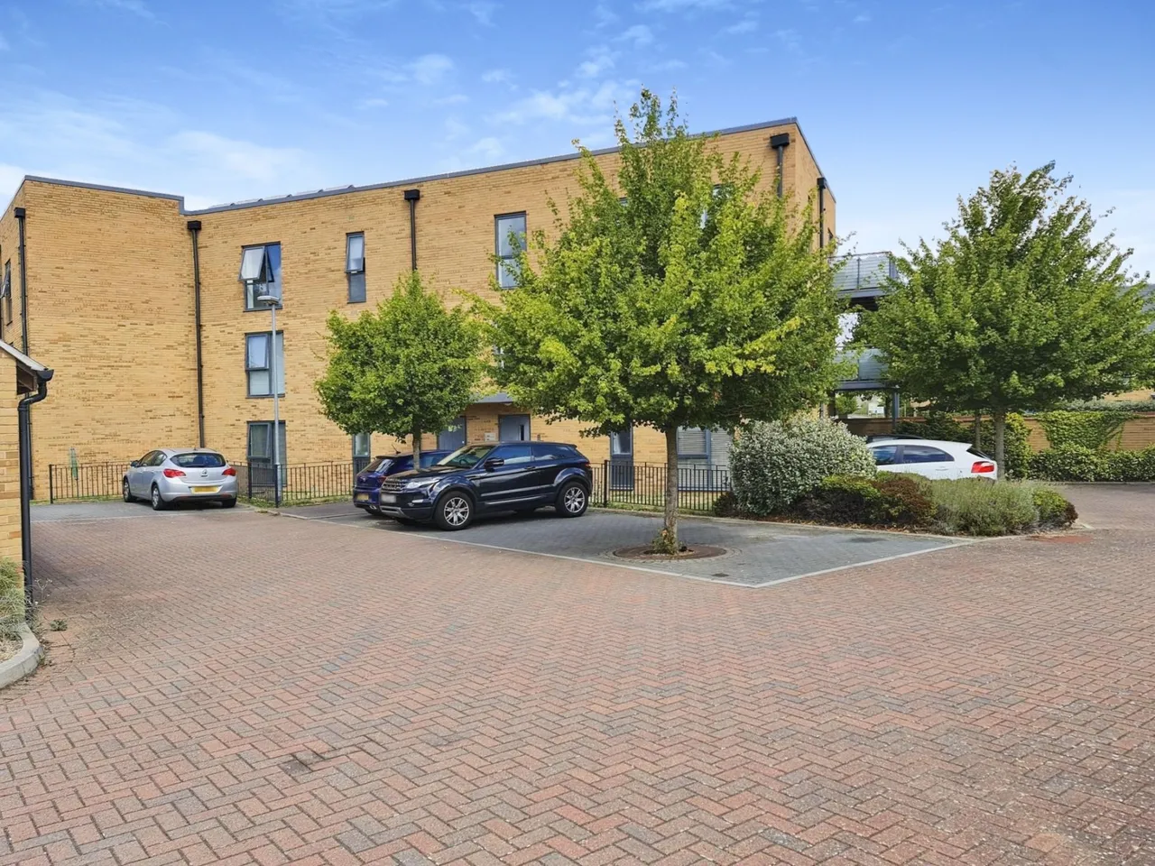 Newport Road, Milton Keynes, MK10, photo 13