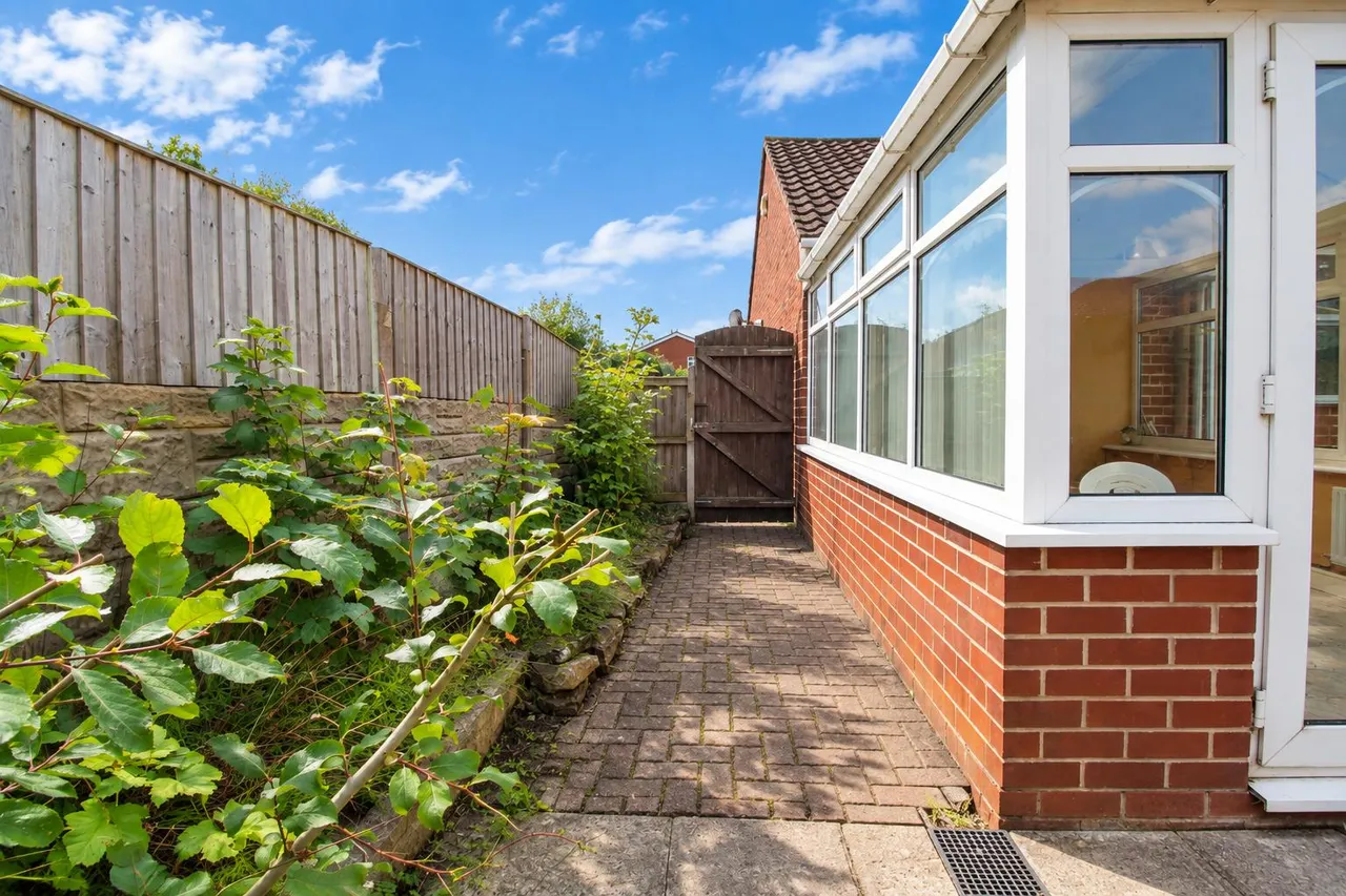 Lime Grove, Wigan, WN2, photo 3