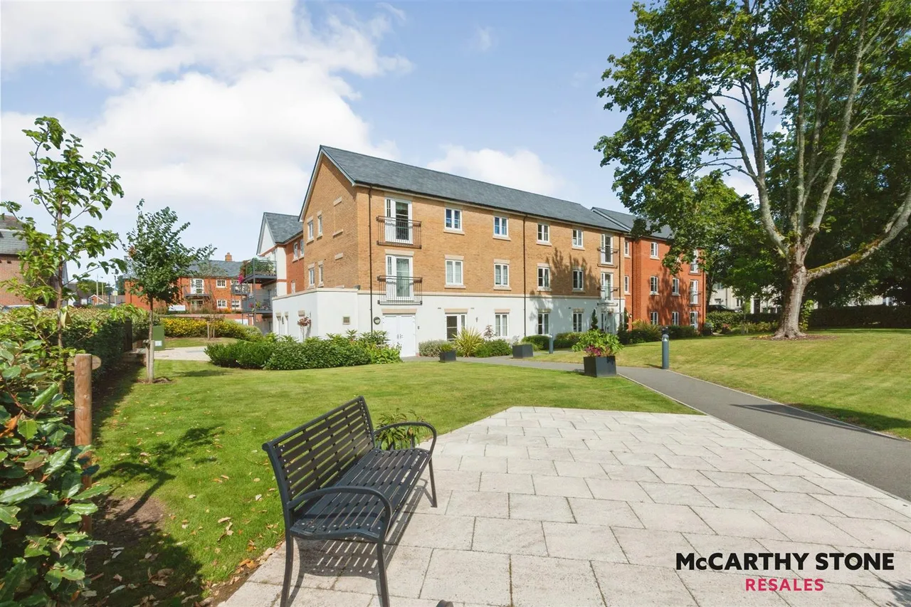 Orchard Lane, Alton, GU34, photo 23