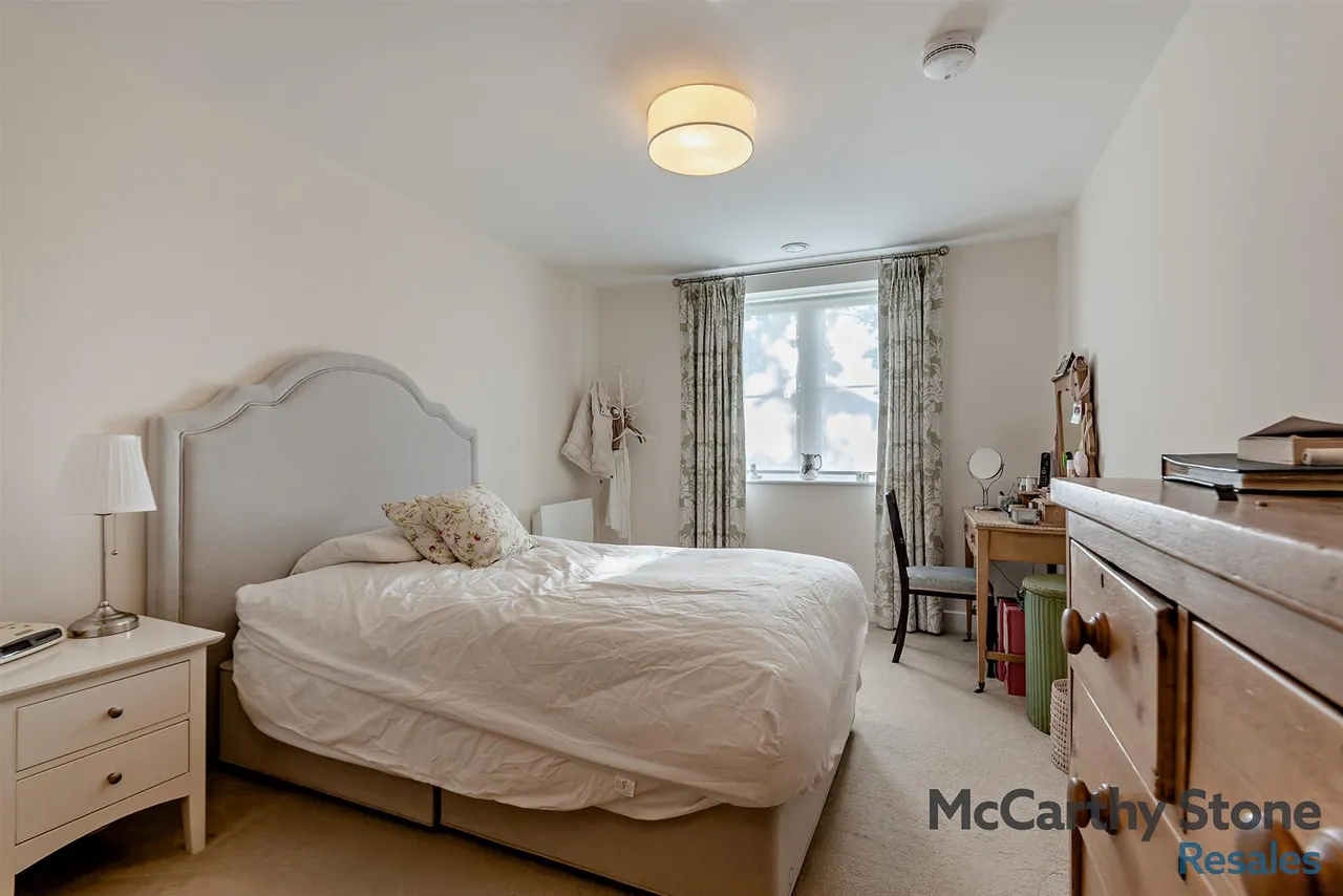 Orchard Lane, Alton, GU34, photo 6